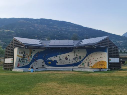 Gressan: Punta su ambiente e sport, fotovoltaico sulla palestra di arrampicata Gressan: Punta su ambiente e sport, fotovoltaico sulla palestra di arrampicata