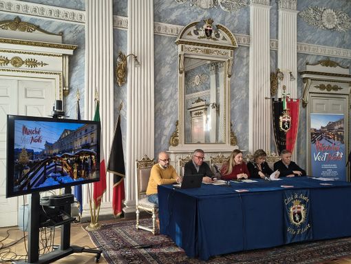 Marché Vert Noël 2025/26: il villaggio alpino torna a illuminare il cuore di Aosta Marché Vert Noël 2025/26: il villaggio alpino torna a illuminare il cuore di Aosta