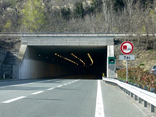 Gallerie di Sorreley, allarme su Aosta: traffico, vivibilità e scelte urgenti