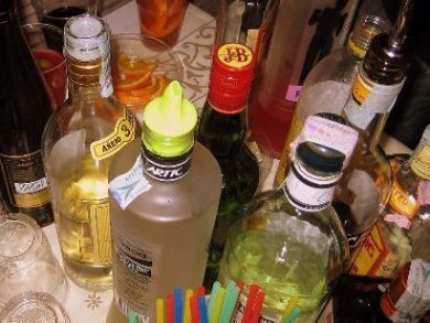 Alcol a minori, 'tolleranza zero' della polizia Alcol a minori, 'tolleranza zero' della polizia