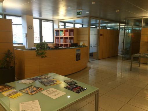 La Chambre valdotaine non chiede soldi per fumosi servizi alle imprese La Chambre valdotaine non chiede soldi per fumosi servizi alle imprese