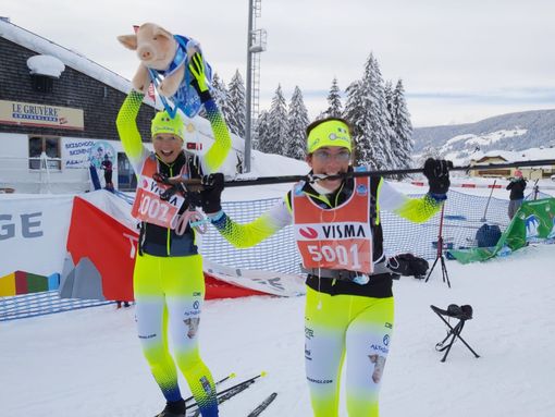 Mirko al traguardo (Credits foto: Skiing for Pigs) Mirko al traguardo (Credits foto: Skiing for Pigs)