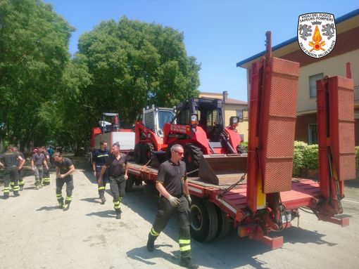 Il Comando dei Vigili del Fuoco della Valle d'Aosta ha inviato un nuovo contingente nelle aree alluvionate dell'Emilia Romagna Il Comando dei Vigili del Fuoco della Valle d'Aosta ha inviato un nuovo contingente nelle aree alluvionate dell'Emilia Romagna