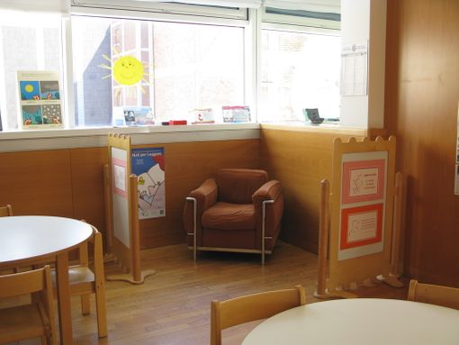 Lo spazio per allattare nella Biblioteca regionale di Aosta Lo spazio per allattare nella Biblioteca regionale di Aosta
