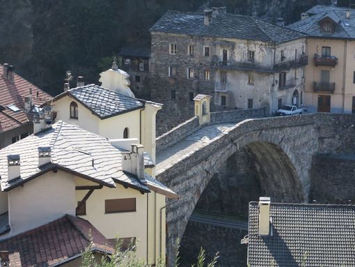 MONTAGNA VDA: PONT-SAINT-MARTIN a LILLIANES