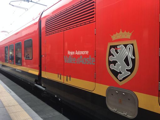 Cambiano gli orari dei treni ma sono condizionati dal funzionamento dei bimodali Cambiano gli orari dei treni ma sono condizionati dal funzionamento dei bimodali