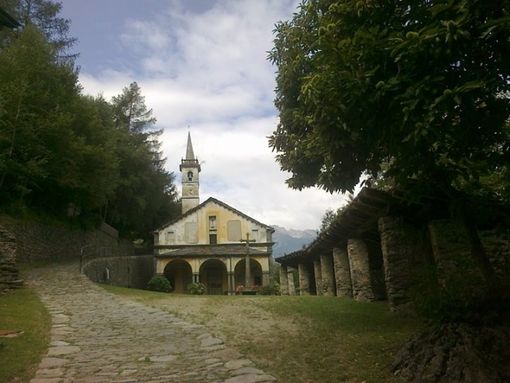 Con progetto sviluppo turistico della media e bassa montagna nuova prodotto per escursionisti