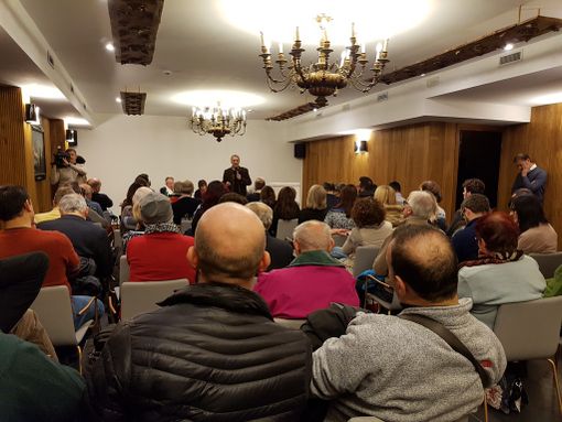 Pd VdA spaccato in due su elezione nuovo segretario Pd VdA spaccato in due su elezione nuovo segretario