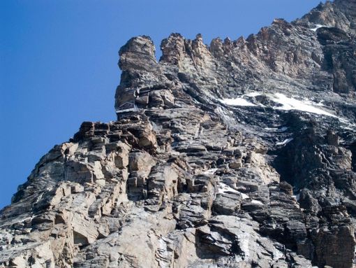Un tratto della Cresta del Leone, lungo la via normale italiana alla vetta del Cervino