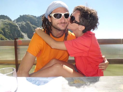 Mauro Ghiraldini e Lorenza Razzano in montagna in Valle d'Aosta (album Facebook)