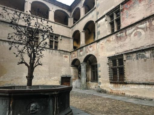 Al 'Gamba' di Chatillon e a Issogne torna 'ChateauxNuits' Al 'Gamba' di Chatillon e a Issogne torna 'ChateauxNuits'