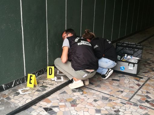 La Scientifica al lavoro in via Trottechien