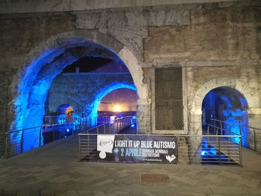 Giornata dell’Europa: la Porta Prætoria si illumina di blu