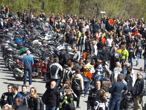 Motociclisti al Memorial Spadino