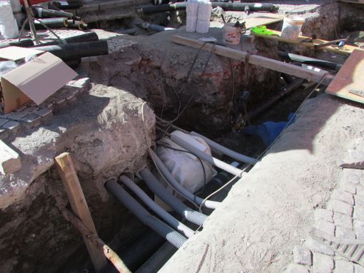 Lo scavo in piazza Narbonne