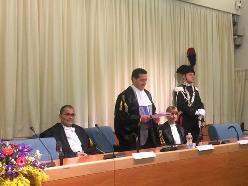 Andrea Migliozzi (al centro) presidente del Tar VdA