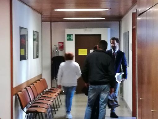 Il pm Francesco Pizzato e, di spalle, Cassiano Treboud