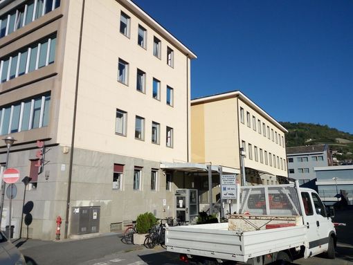 DAL 5 AGOSTO UN NUOVO MEDICO DI FAMIGLIA NEL DISTRETTO 3, CON AMBULATORI A CHAMBAVE, SAINT-DENIS, CHATILLON E VERRAYES DAL 5 AGOSTO UN NUOVO MEDICO DI FAMIGLIA NEL DISTRETTO 3, CON AMBULATORI A CHAMBAVE, SAINT-DENIS, CHATILLON E VERRAYES