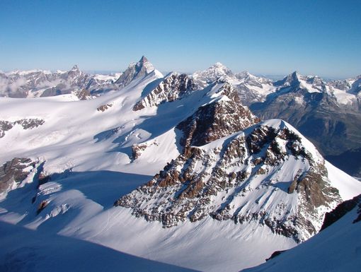 Alpinista 17enne muore nel massiccio del Rosa