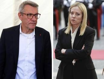 Meloni: "Landini che mi dà della cortigiana? Obnubilato da rancore" Meloni: "Landini che mi dà della cortigiana? Obnubilato da rancore"