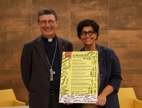 Trieste è la prima diocesi a scegliere di contrastare le parole violente sul web