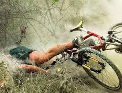 INCIDENTI: Torinese grave dopo una caduta in mountain bike INCIDENTI: Torinese grave dopo una caduta in mountain bike