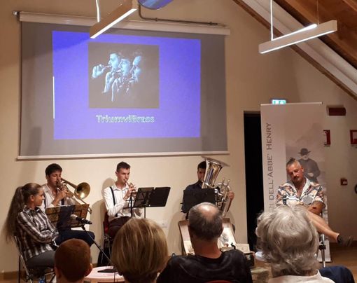 ELENOIRE ED ALESSANDRO: DUE MESSAGGI DI SPERANZA