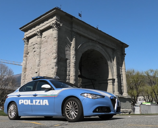 Aosta, controlli straordinari nel weekend: 130 identificati, un denunciato e un ordine di allontanamento Aosta, controlli straordinari nel weekend: 130 identificati, un denunciato e un ordine di allontanamento