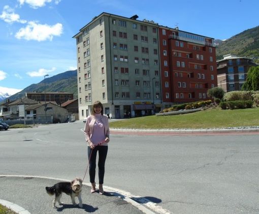 CASA SUBITO IN VALLE D'AOSTA: TITOLO Alloggio con 3 camere ad Aosta, viale dei Partigiani CASA SUBITO IN VALLE D'AOSTA: TITOLO Alloggio con 3 camere ad Aosta, viale dei Partigiani