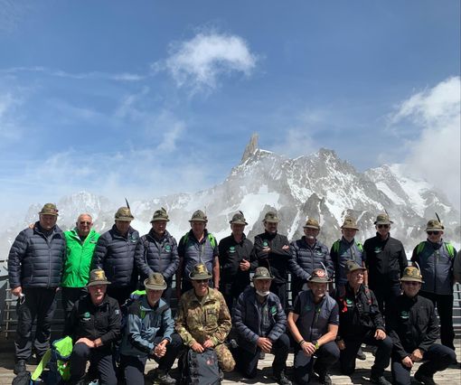 A Courmayeur il Consiglio Nazionale Ana, tra le lacrime per la morte dell'Alpino Parazzini e l'impegno per la ripartenza dell'Italia