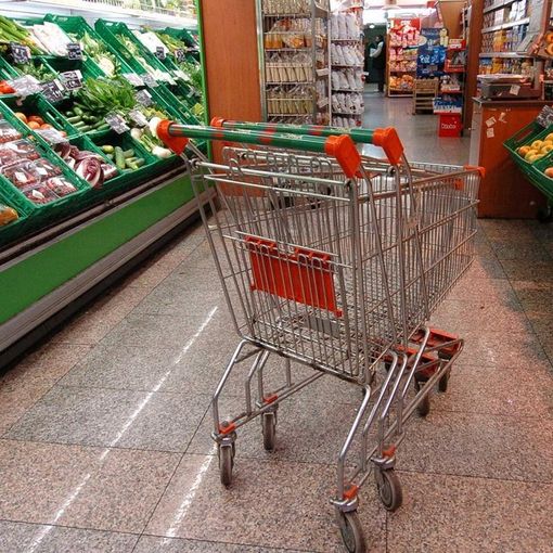 Vendite al dettaglio in calo ad agosto