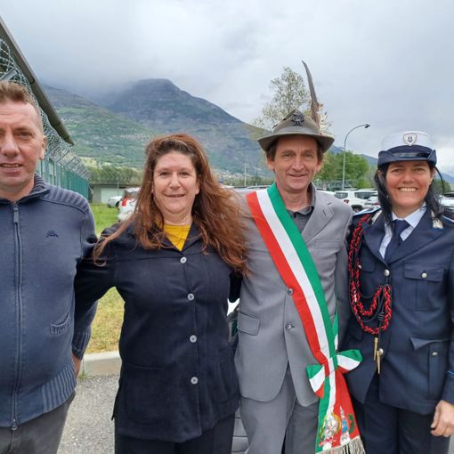 Da sn: Umberto Viérin, consigliere, Sandra Cortivo, assessora all'istruzione, cultura e politiche sociali, Jean Pierre Celesia, vicesindaco, e Erika Gallizioli, responsabile della polizia municipale