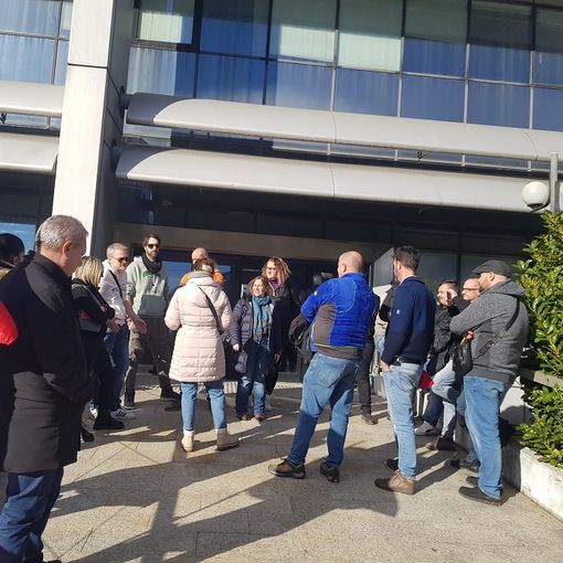 Momenti del presidio - Fotoservizio sindacati