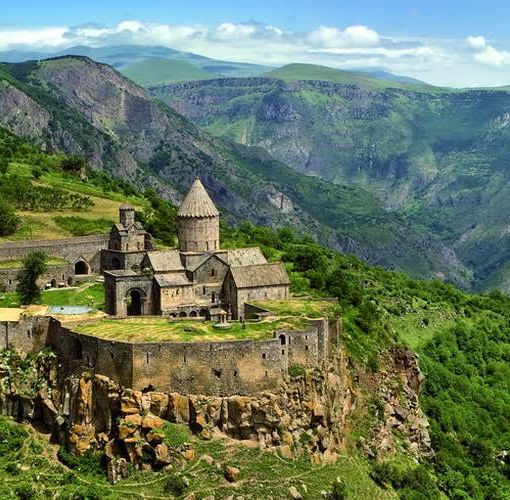 In Armenia, tra il Mar Nero e il Mar Caspio