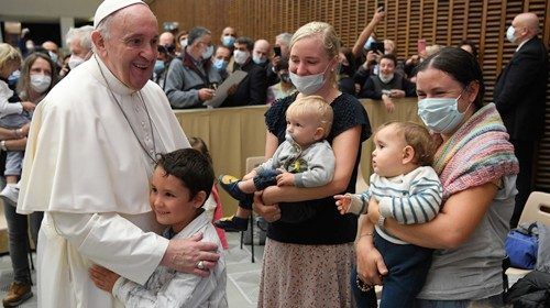 PAPA: Cristiani coraggiosi davanti ai potenti