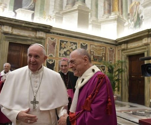 PAPA: Il Signore è venuto per i peccatori non per i perfetti