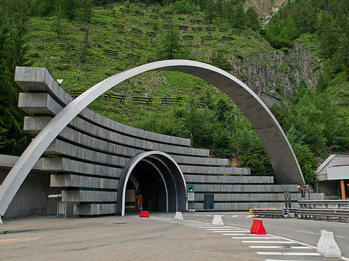 Il traforo del Monte Bianco realizza dei lavori di manutenzione