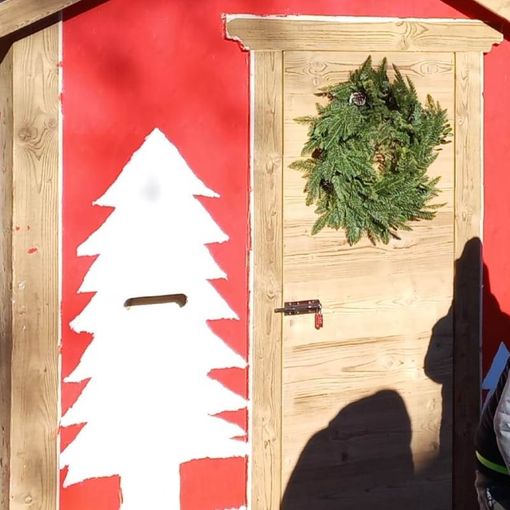 Aosta si prepara al Natale: Inaugurazione dello Chalet di Babbo Natale e Accensione dell'Albero a Dora