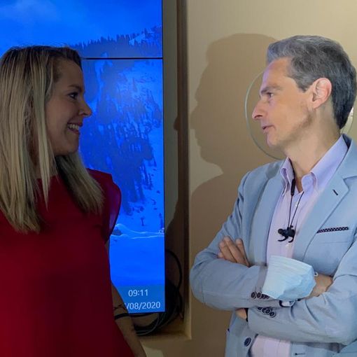 Gianni Nuti e la sua vice Josette Borre guardano oltre