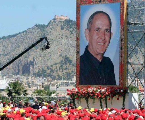 Il Papa ricorda don Puglisi: come lui superare le paure e collaborare per una società giusta
