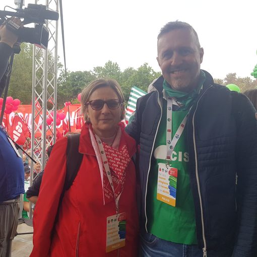 Jean Dondeynaz (Cisl) e Wilma Gaillard (Cgil) sul palco. Assente per motivi di salute Ramira Bizzotto (Uil)