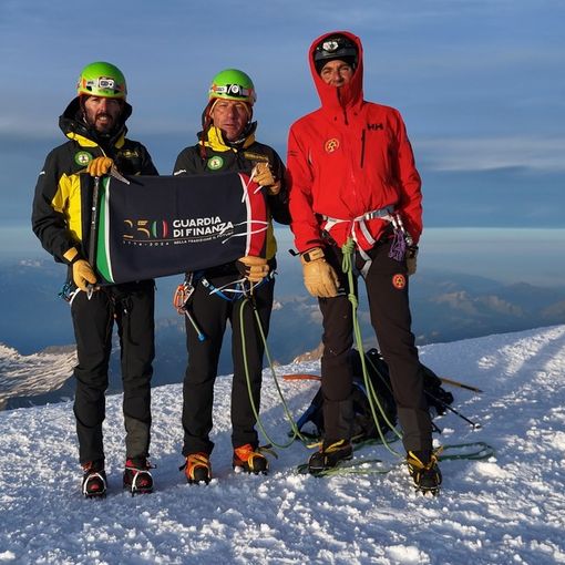 Guardia di Finanza: Dalla Lotta agli evasori ai salvataggi in montagna (Video)