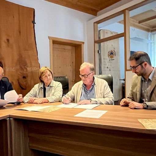 Le premier à réveiller Marco Gheller lors de la signature du document