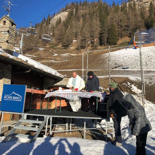 Santa Messa a Plan Checrouit per devozione alla Madonna