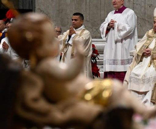 PAPA: la fraternità, il &quot;dono stupendo&quot; del Natale