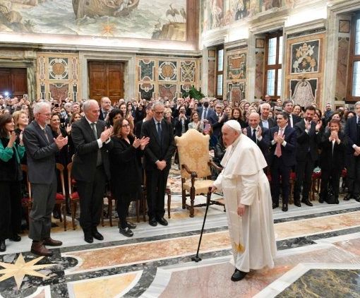 Il Papa: 'senza tutele per i lavoratori la società è sempre più schiava dello scarto'