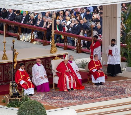 Domenica delle Palme. L’Angelus del Papa: il pensiero all’attentato a Mosca e le guerre del mondo