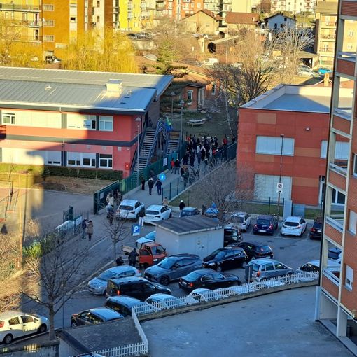 Aosta: La Polizia locale se n’è andata, la festa è finita ed i cittadini imprigionati nei cortili
