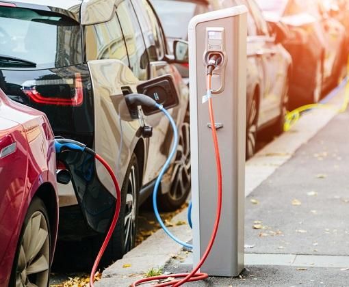 Come funziona il contributo per le colonnine di ricarica delle auto elettriche