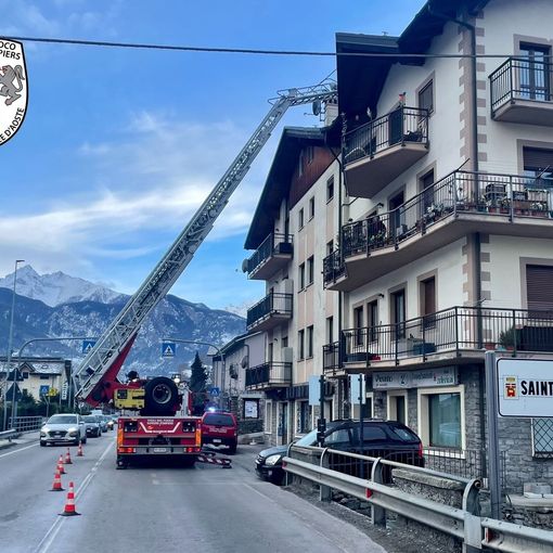 A Sarre incendio canna fumaria